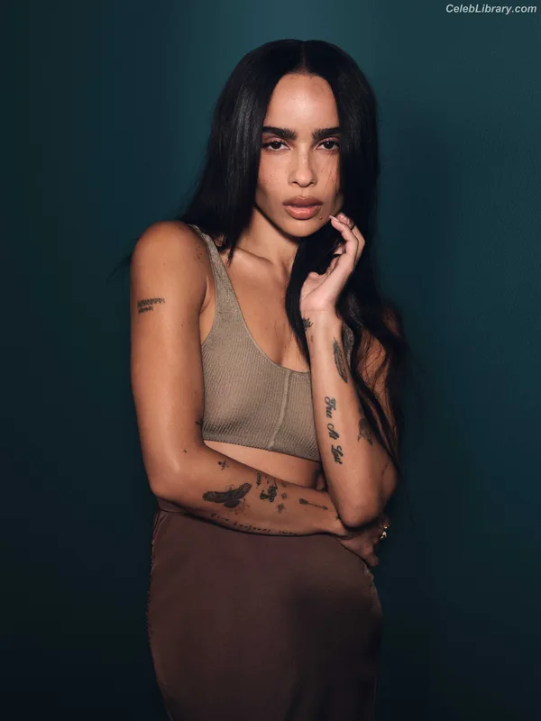 Zoë Kravitz photo 1 of 404