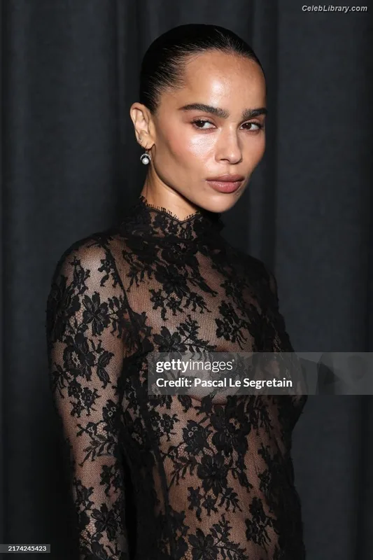 Zoë Kravitz photo 8 of 404