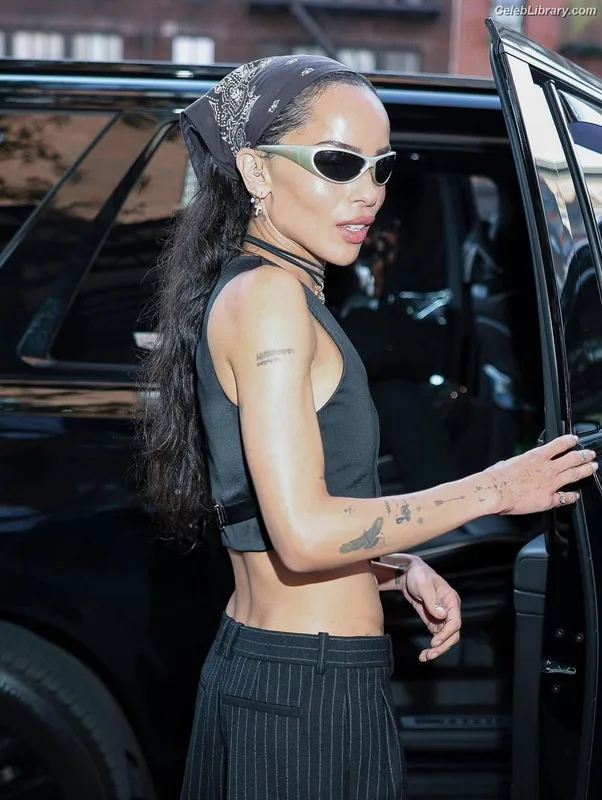 Zoë Kravitz photo 7 of 404