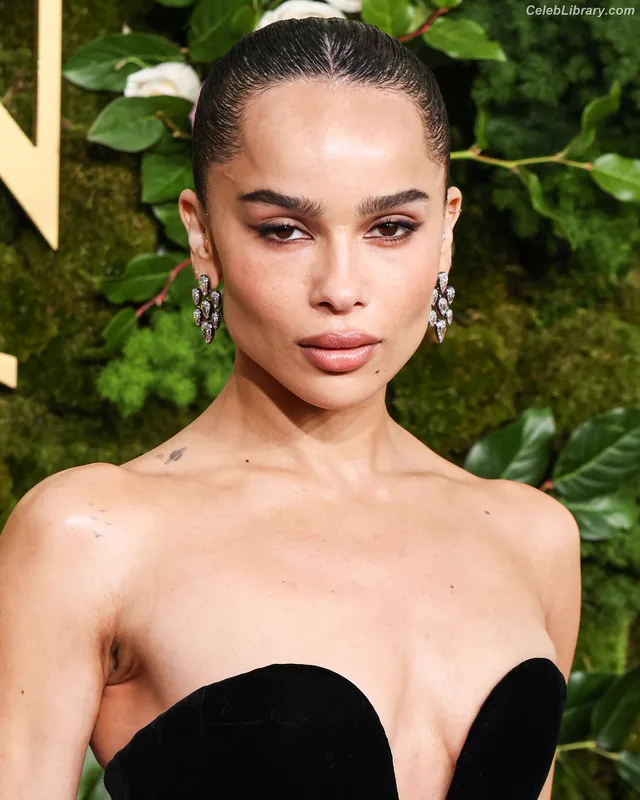 Zoë Kravitz photo 4 of 404