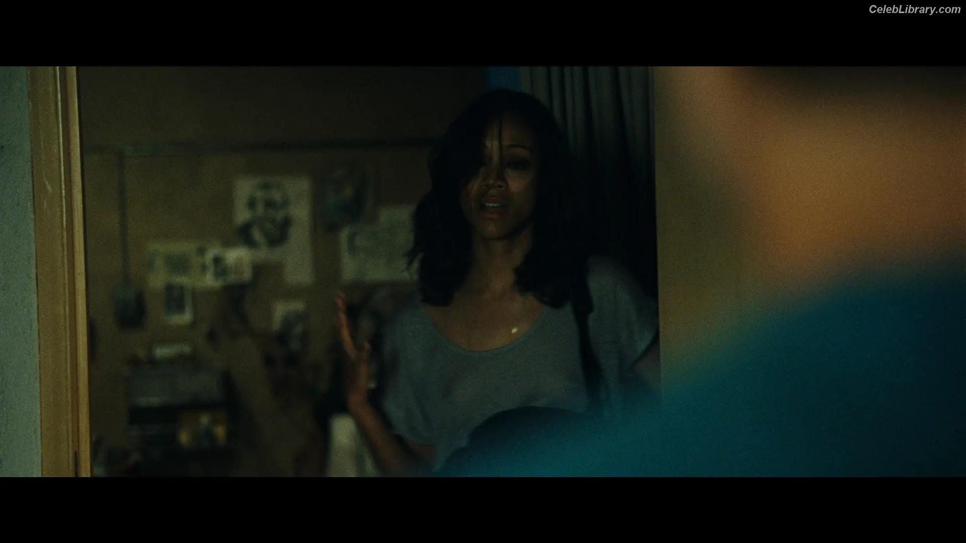 Zoe Saldana photo 19 of 867