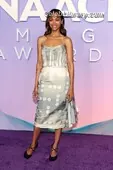 Zoe Saldana photo 3 of 867