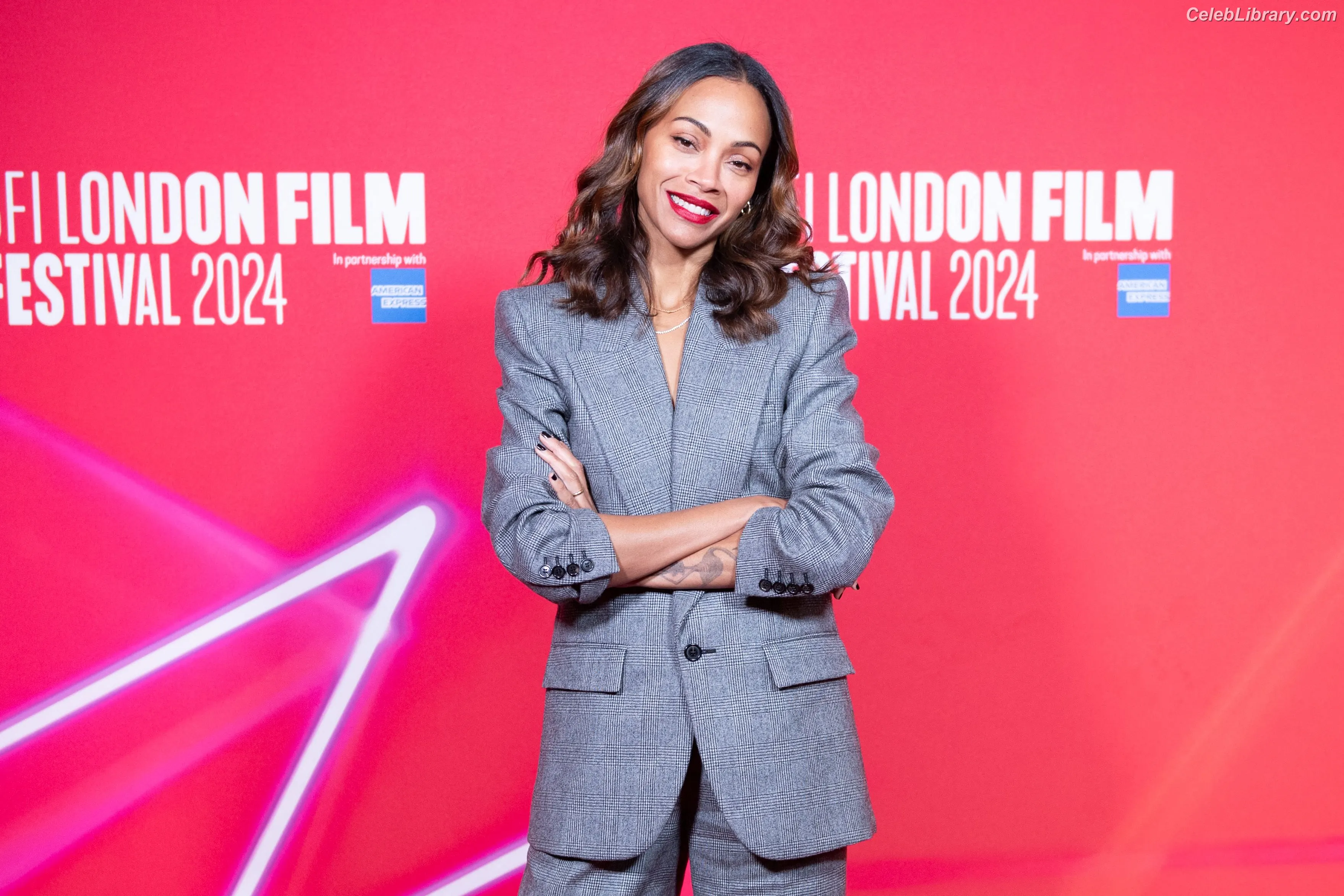 Zoe Saldana photo 23 of 867