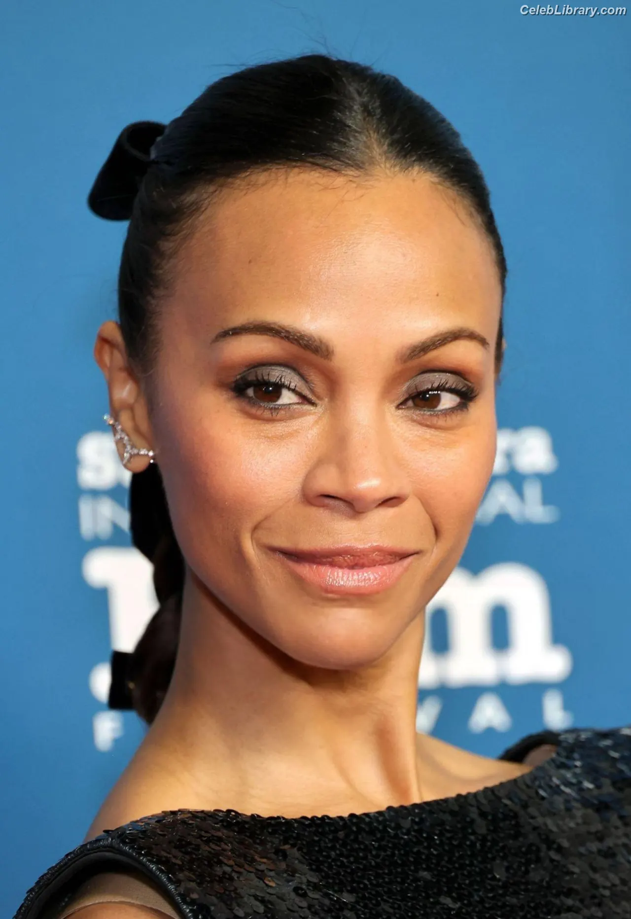 Zoe Saldana photo 15 of 867