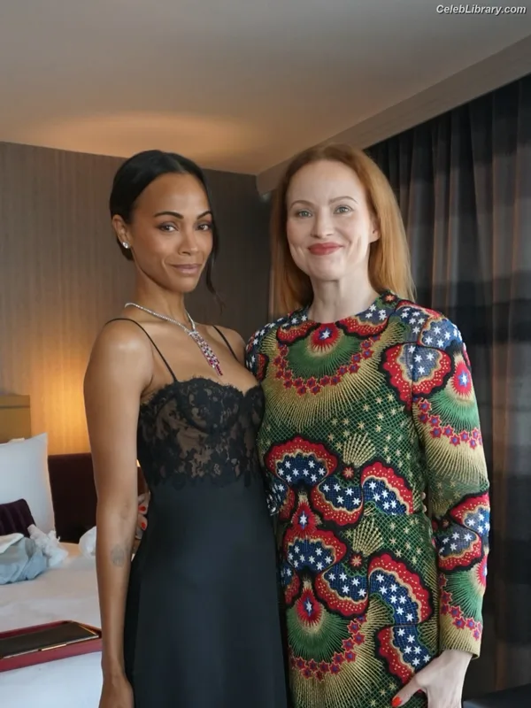 Zoe Saldana photo 6 of 868