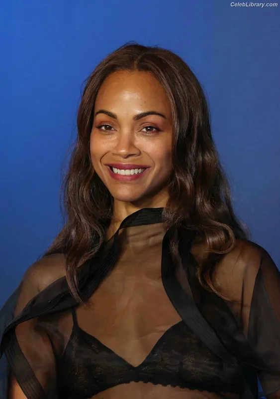 Zoe Saldana photo 17 of 868