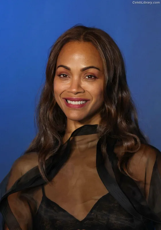 Zoe Saldana photo 19 of 868