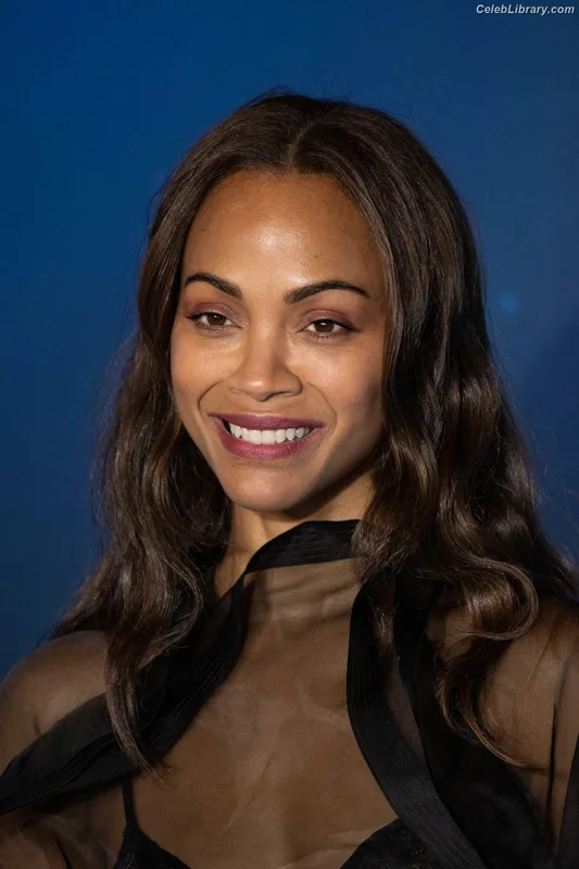 Zoe Saldana photo 6 of 868