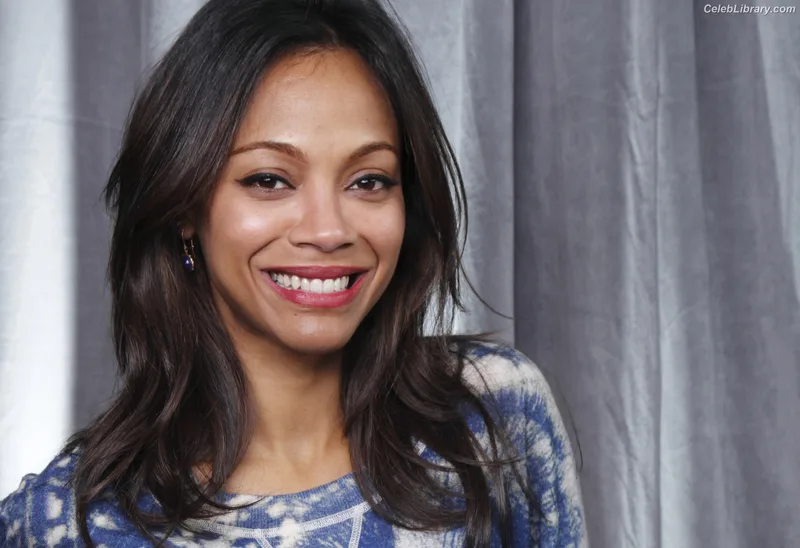 Zoe Saldana photo 13 of 868