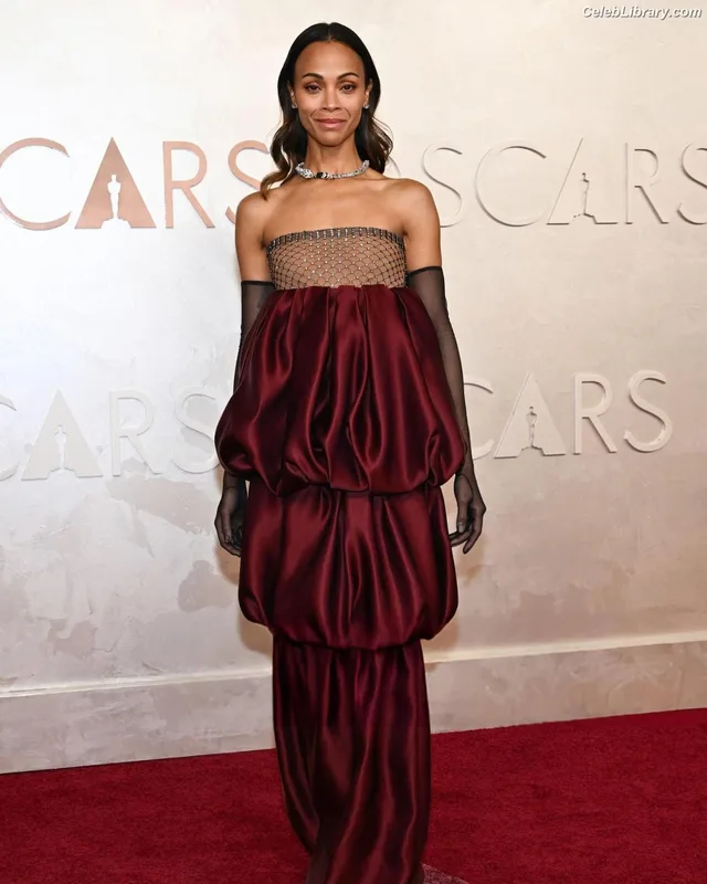 Zoe Saldana photo 19 of 868
