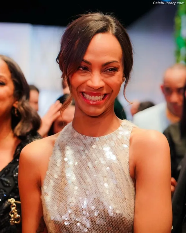 Zoe Saldana photo 4 of 868