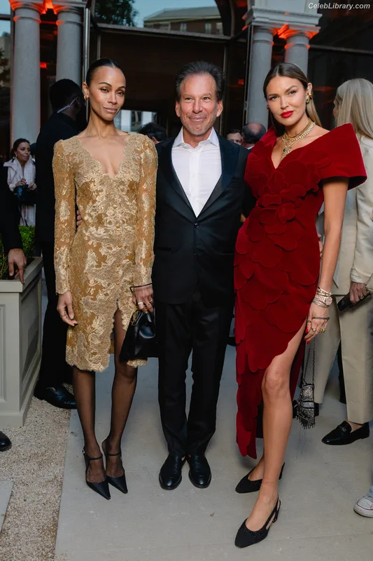 Zoe Saldana photo 23 of 868