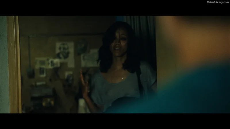 Zoe Saldana photo 19 of 868