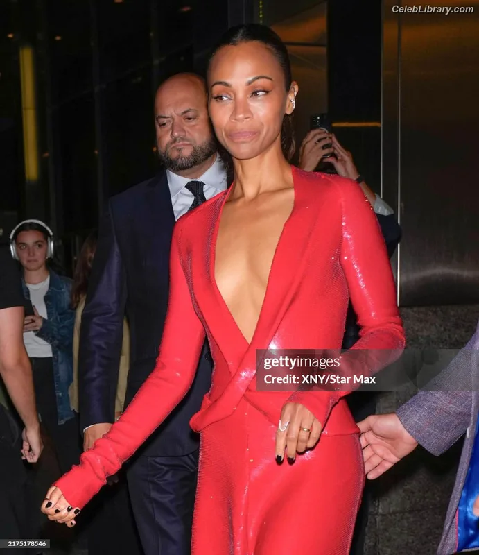 Zoe Saldana photo 8 of 868