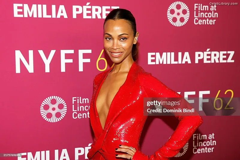 Zoe Saldana photo 19 of 868