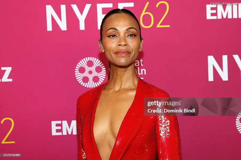 Zoe Saldana photo 1 of 868