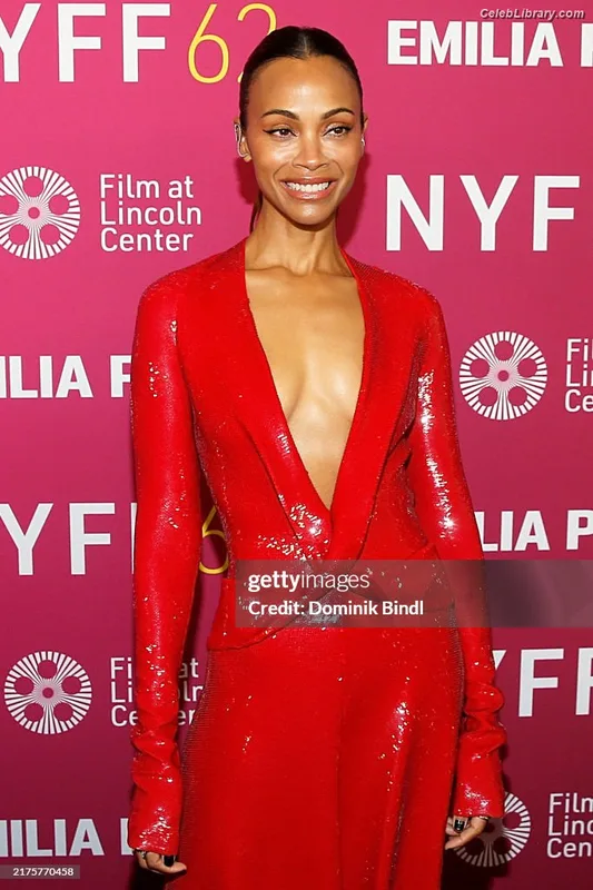 Zoe Saldana photo 4 of 868