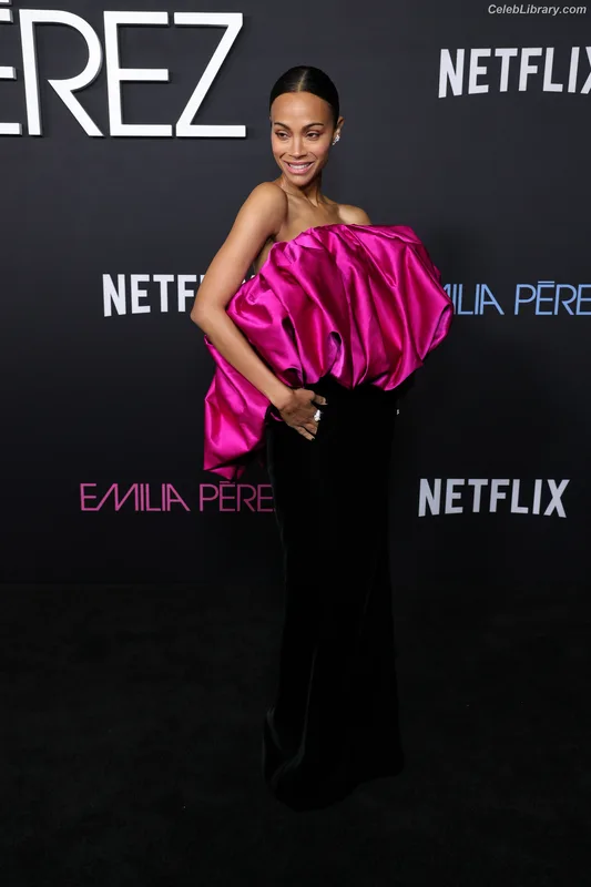 Zoe Saldana photo 12 of 868