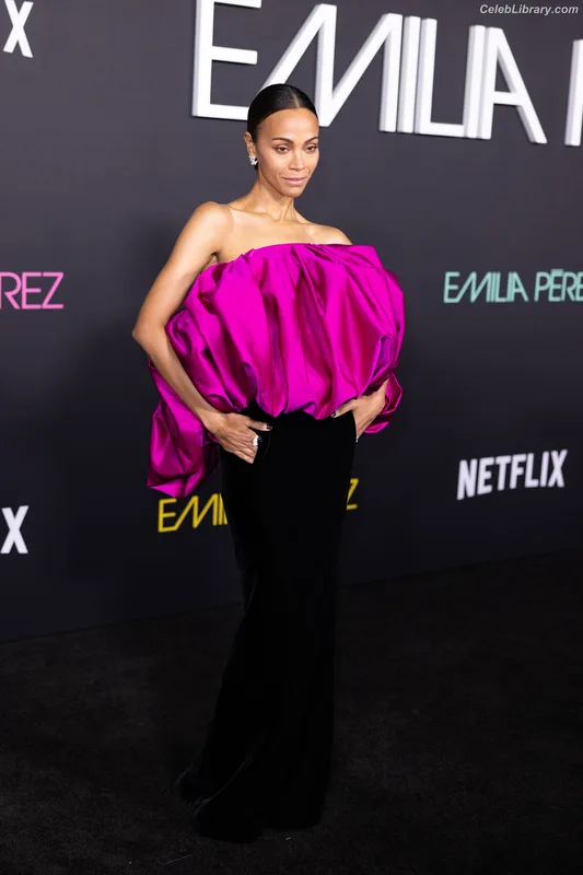 Zoe Saldana photo 20 of 868