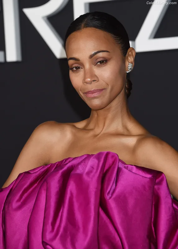 Zoe Saldana photo 22 of 868