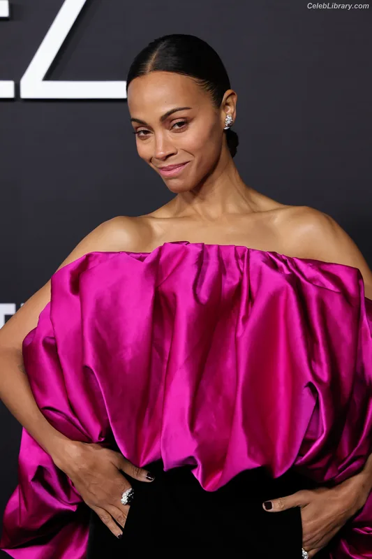 Zoe Saldana photo 6 of 868