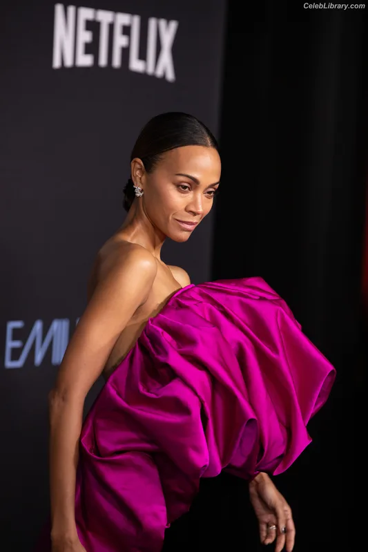 Zoe Saldana photo 9 of 868