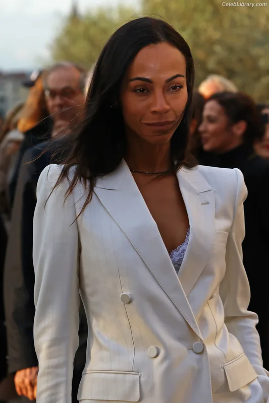 Zoe Saldana photo 20 of 868