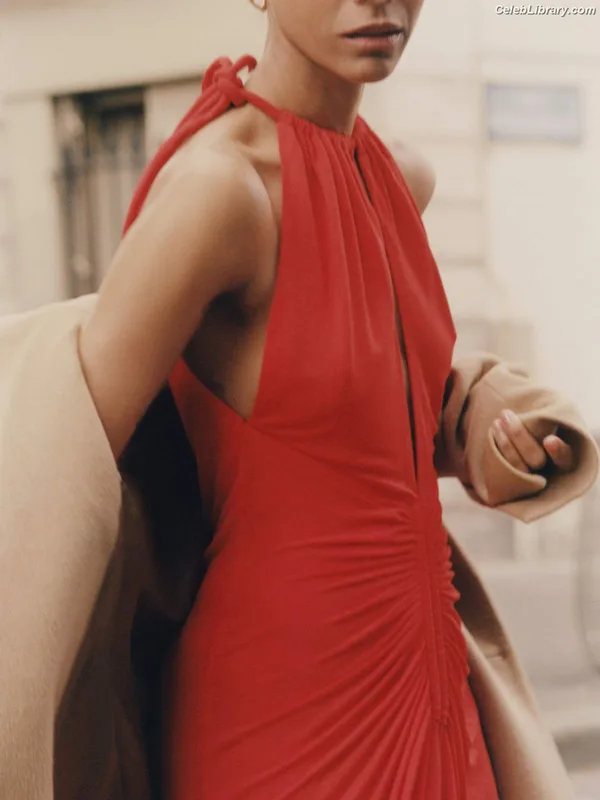 Zoe Saldana photo 20 of 868