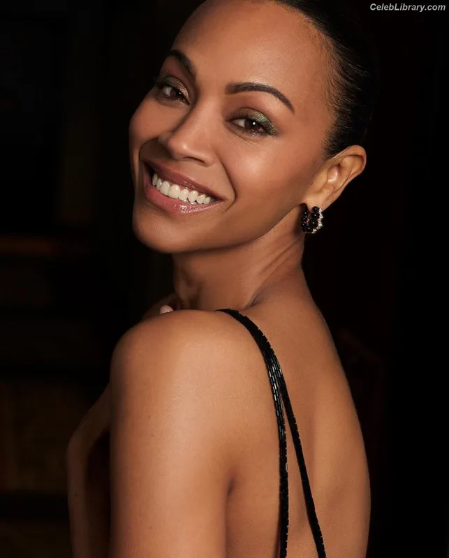 Zoe Saldana photo 7 of 868