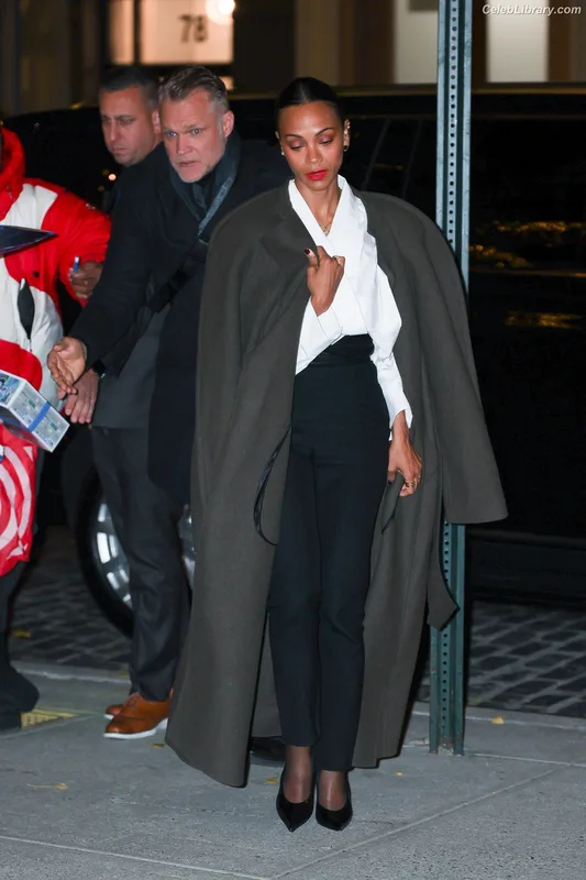 Zoe Saldana photo 14 of 868