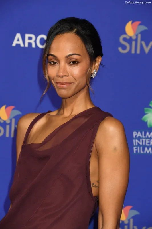 Zoe Saldana photo 16 of 868