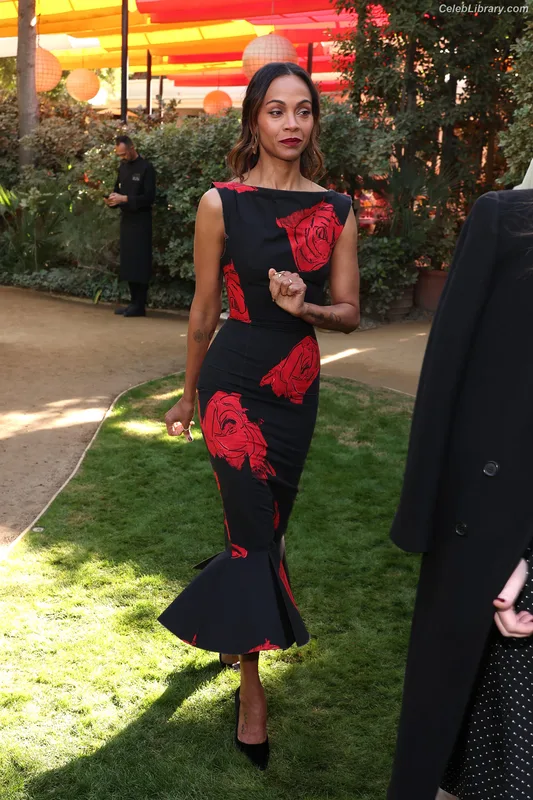 Zoe Saldana photo 21 of 868