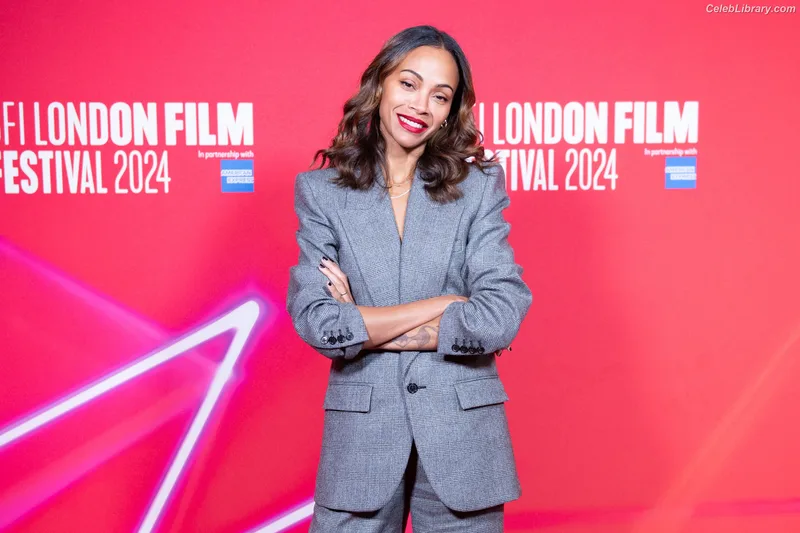 Zoe Saldana photo 23 of 868