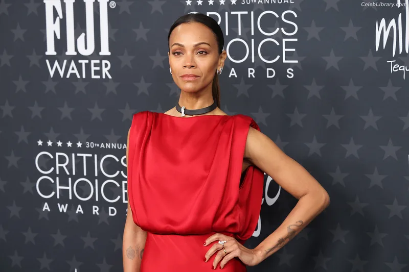 Zoe Saldana photo 9 of 868