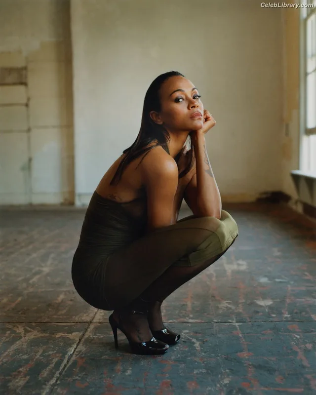 Zoe Saldana photo 17 of 868