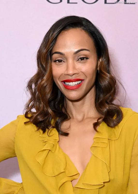Zoe Saldana photo 8 of 868
