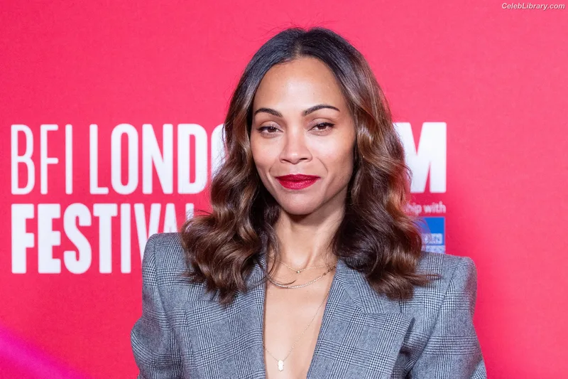 Zoe Saldana photo 16 of 868