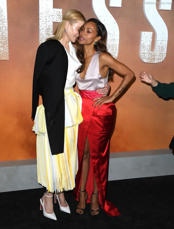 Zoe Saldana photo 5 of 868