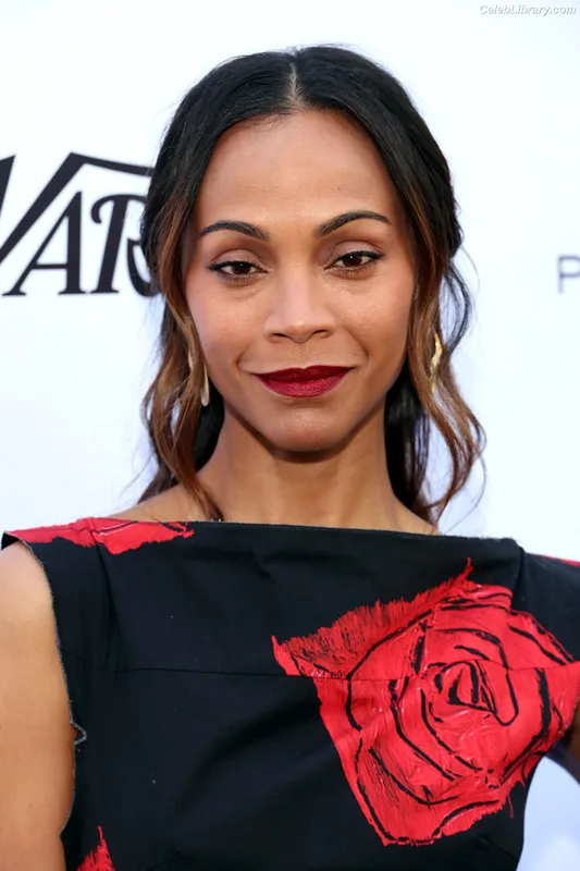 Zoe Saldana photo 12 of 868