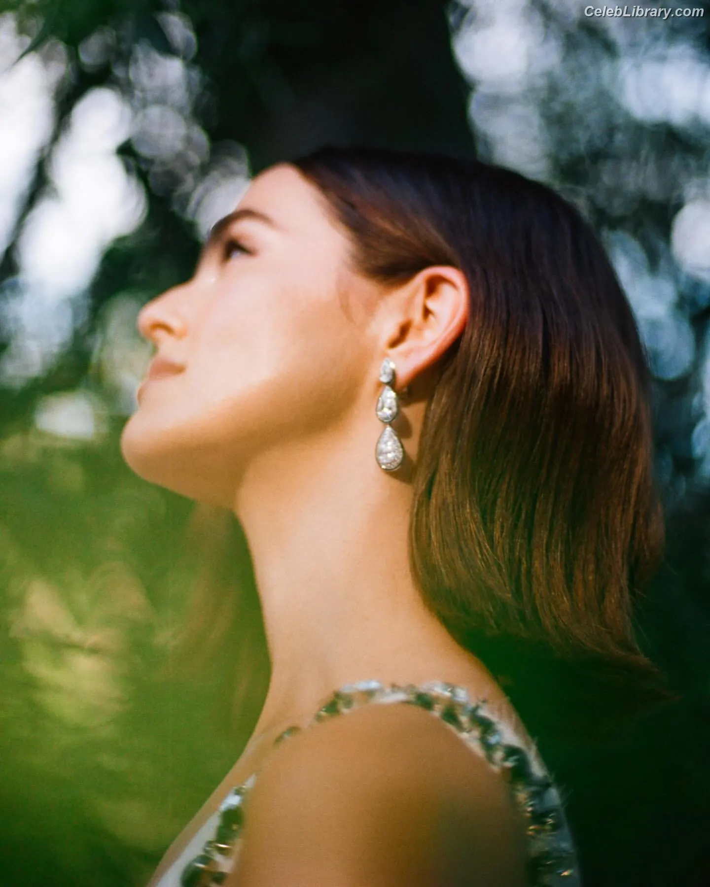 Zoey Deutch photo 12 of 1463