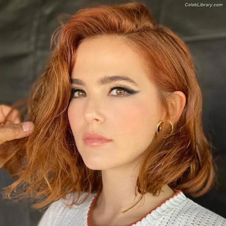 Zoey Deutch photo 17 of 1463