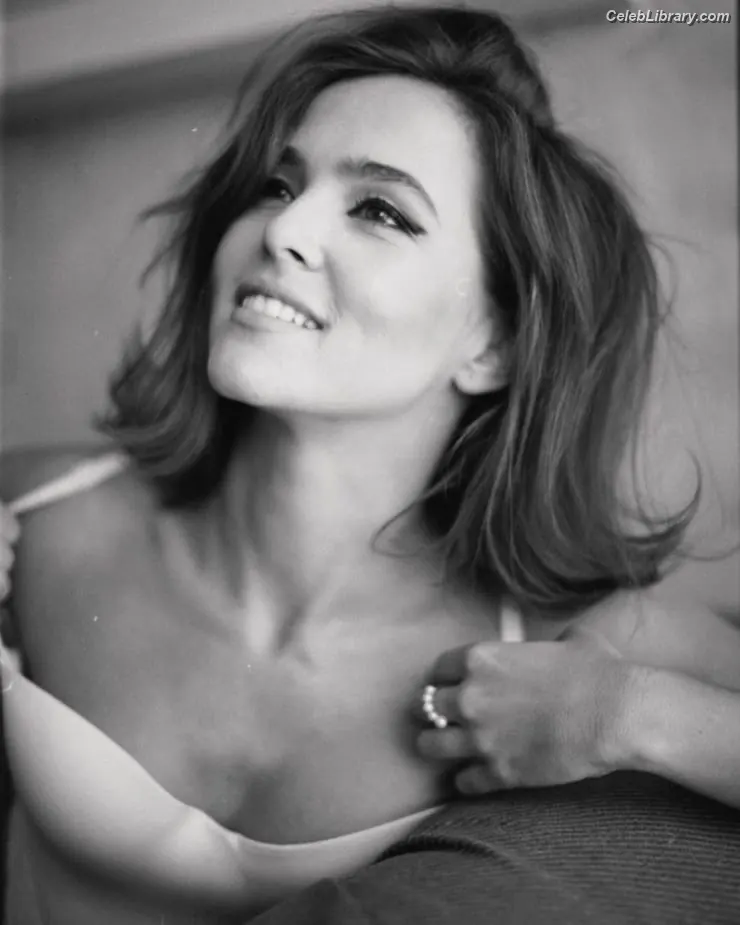 Zoey Deutch photo 20 of 1463
