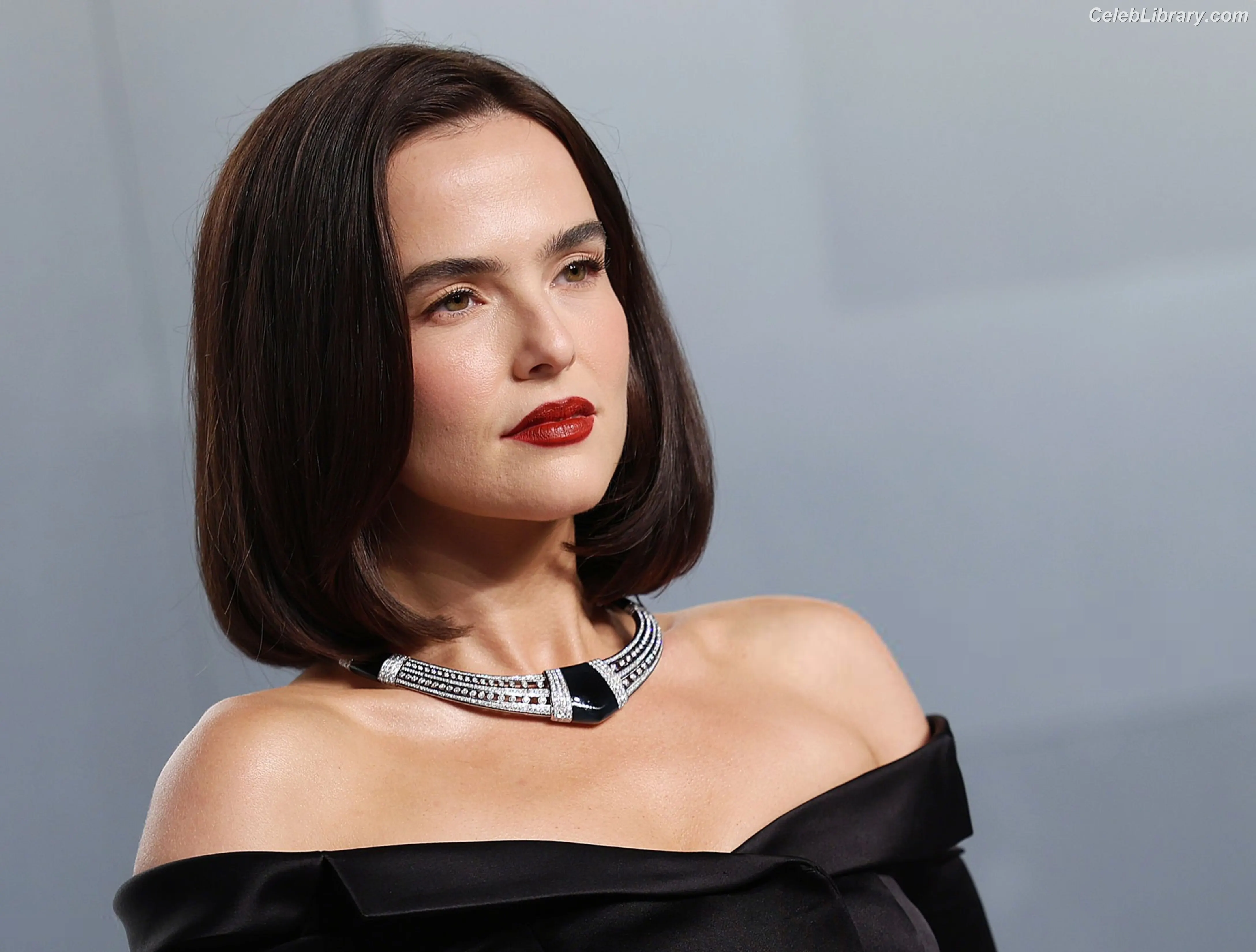 Zoey Deutch photo 5 of 1463