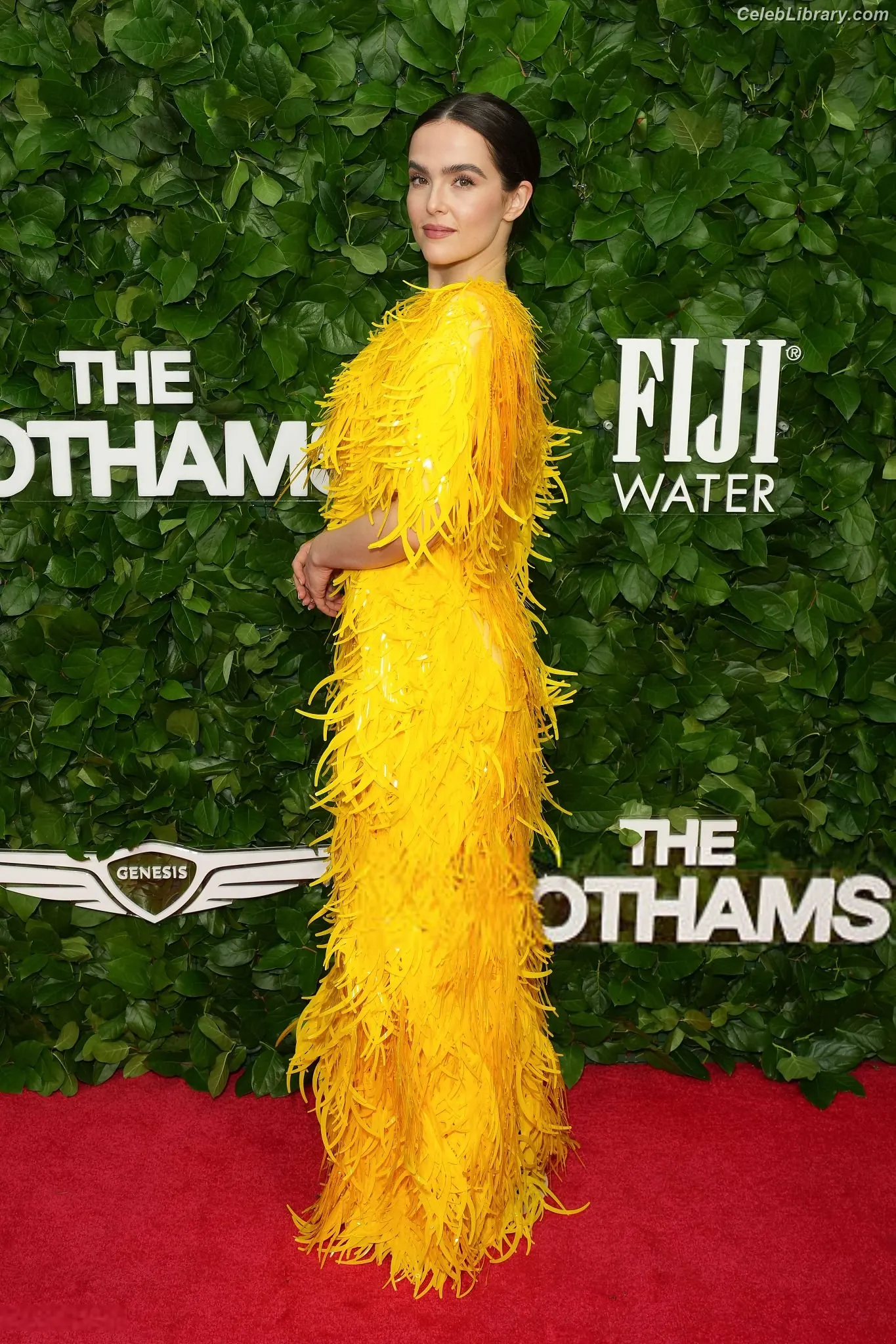 Zoey Deutch photo 24 of 1463
