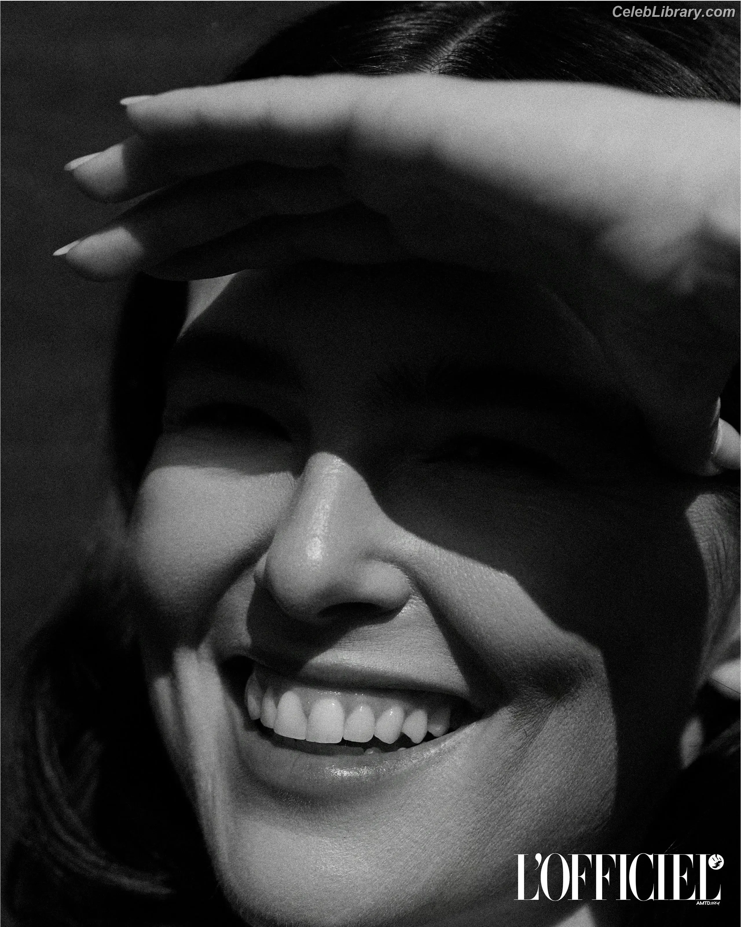 Zoey Deutch photo 15 of 1463