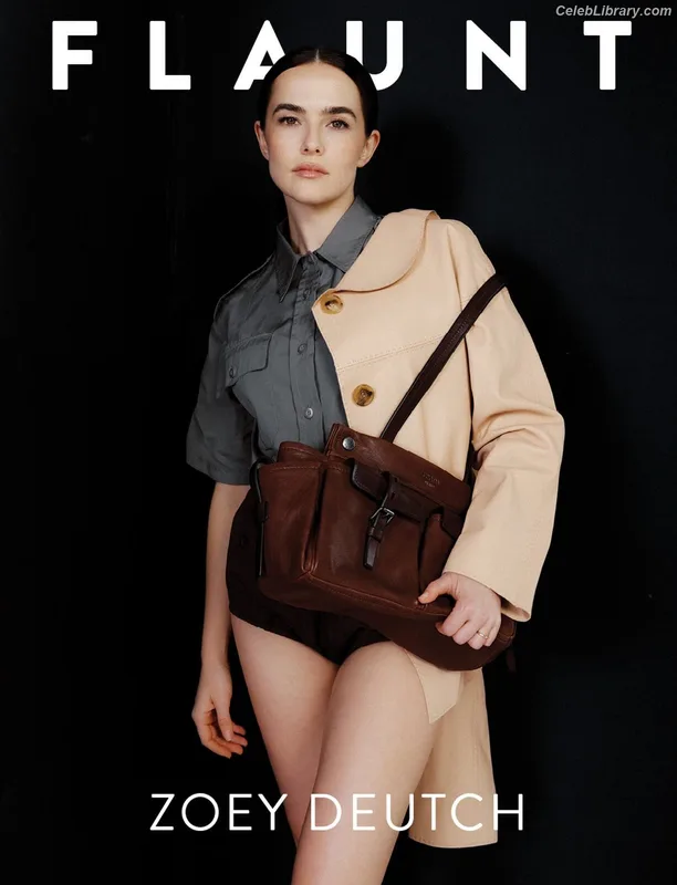 Zoey Deutch photo 11 of 1461