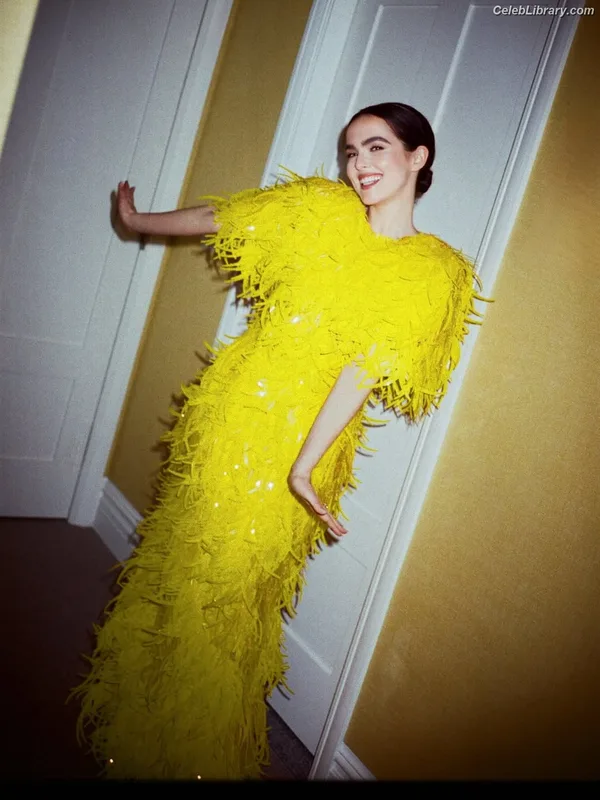 Zoey Deutch photo 11 of 1461