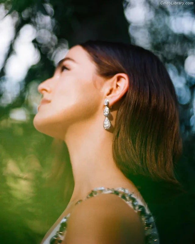 Zoey Deutch photo 12 of 1461