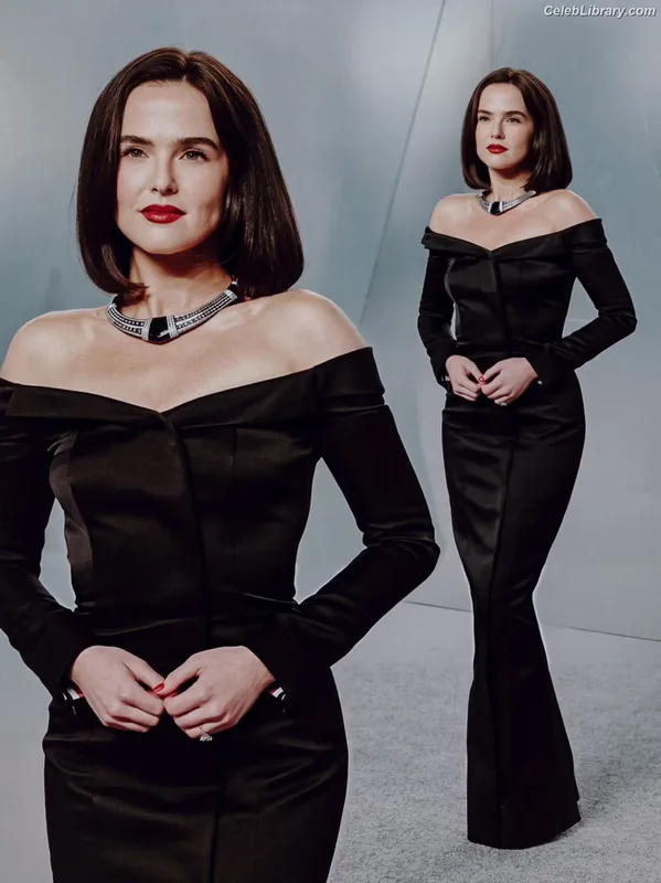Zoey Deutch photo 17 of 1461