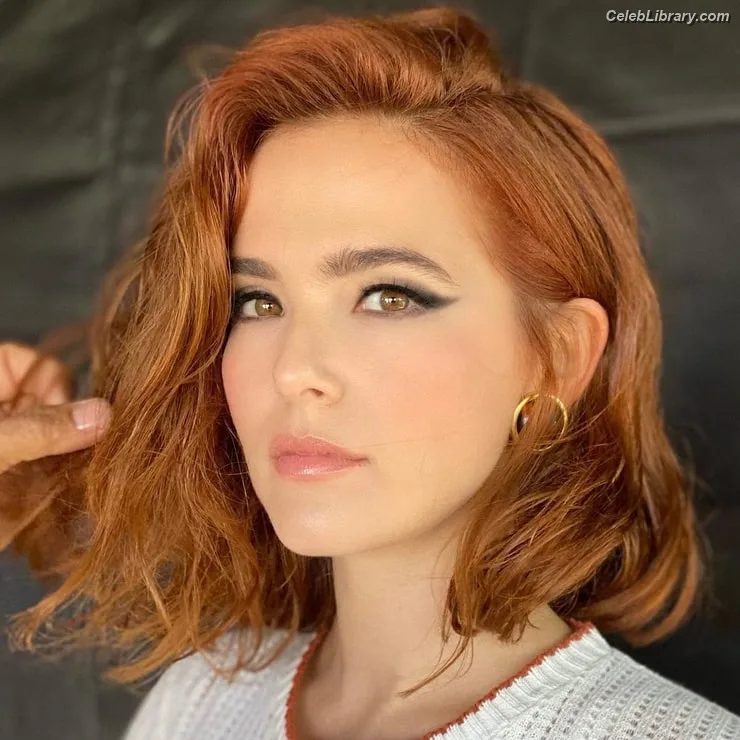 Zoey Deutch photo 17 of 1461